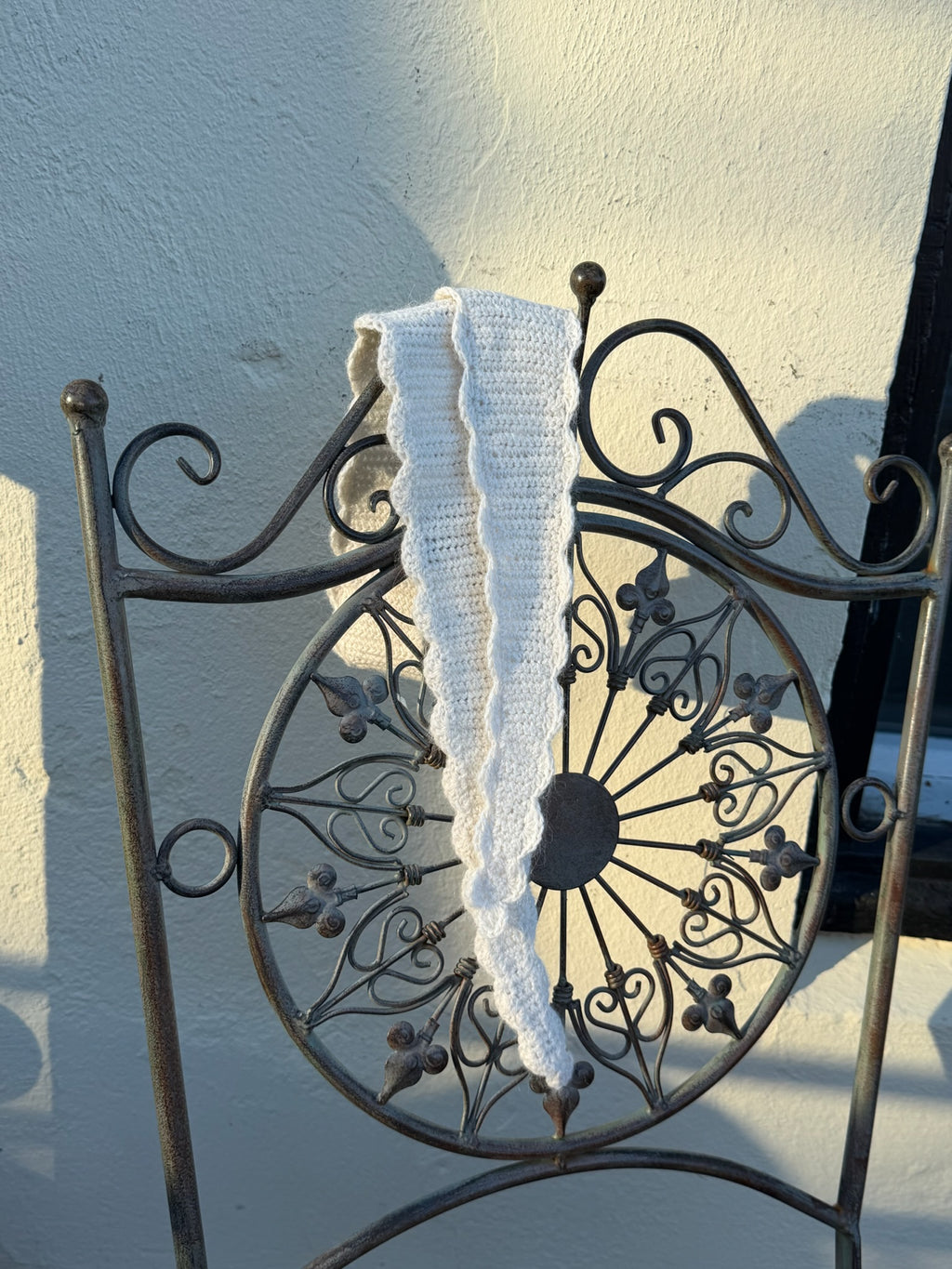 Guro scarf