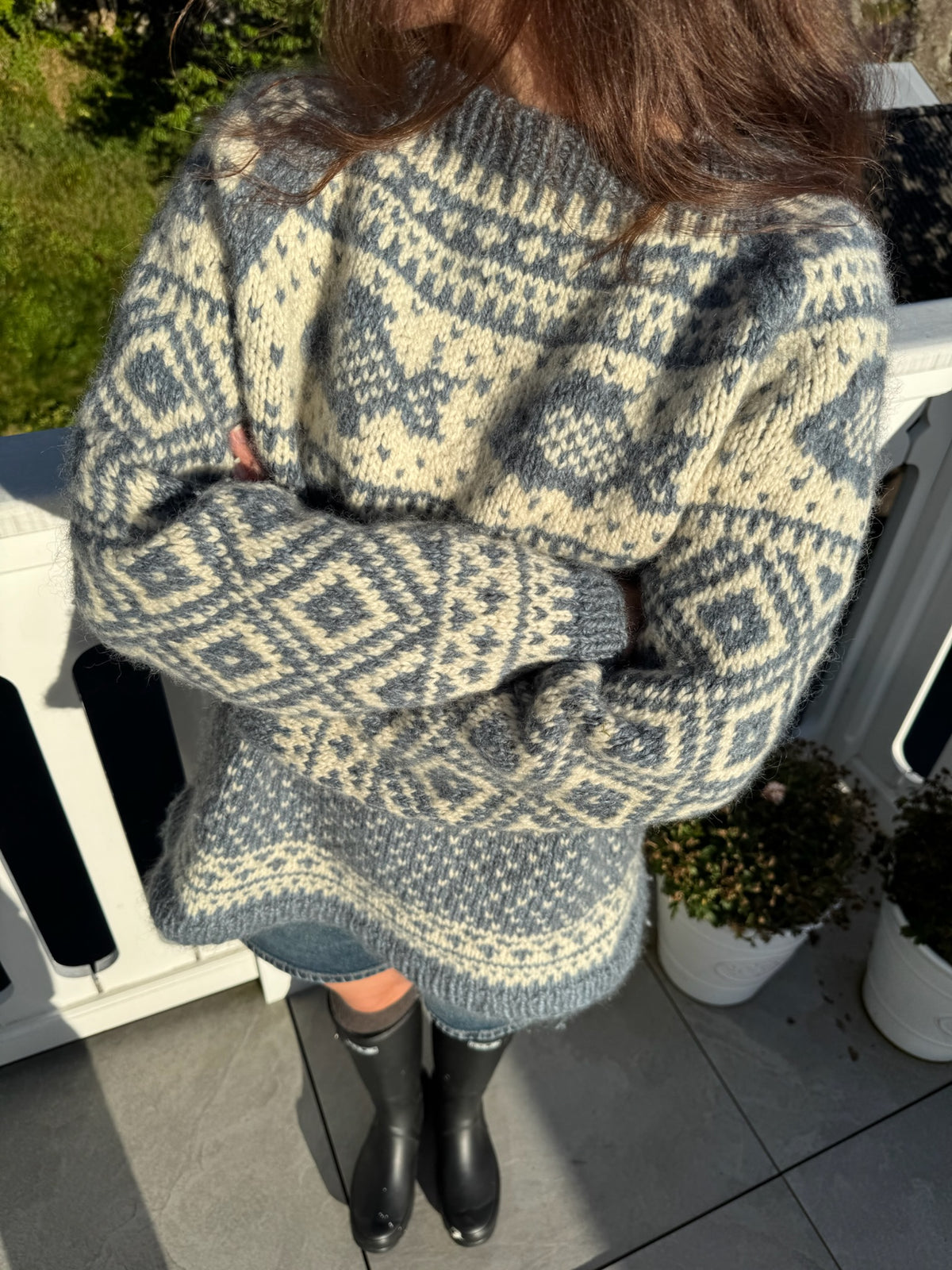 Holmeknappen Sweater